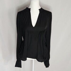 Evereve Black Long Sleeved Blouse, Size Medium